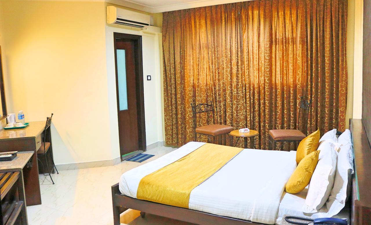 The Club Hotel Bangalore Ngoại thất bức ảnh