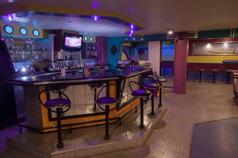 The Club Hotel Bangalore Ngoại thất bức ảnh